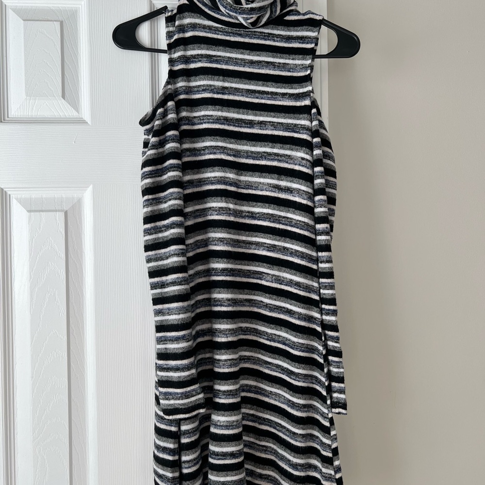 American Eagle Outfitters Black and White Striped Long Sleeve Dress